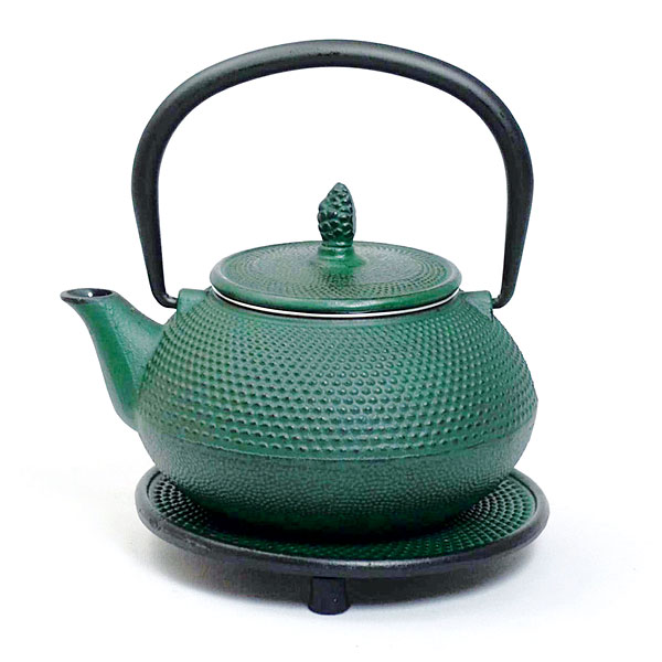 Eisengusskanne Arare 0.4l - Grün